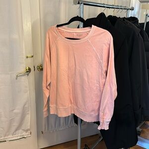 Athleta women’s crew